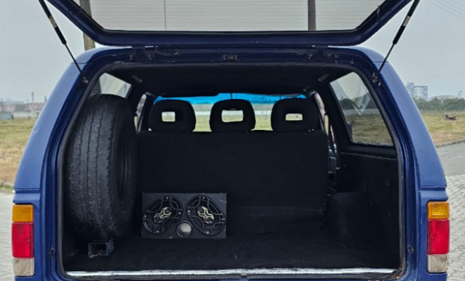 GM - Chevrolet Bonanza S / Luxe 4.1 1993 Diesel-8