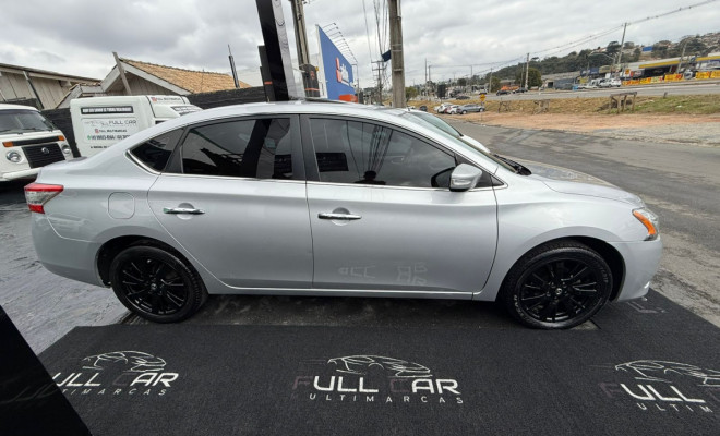 Nissan Sentra SL 2.0/ 2.0 Flex Fuel 16V Aut. 2014 Flex-10
