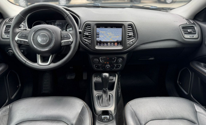 Jeep COMPASS LONGITUDE 2.0 4x2 Flex 16V Aut. 2017 Flex-4