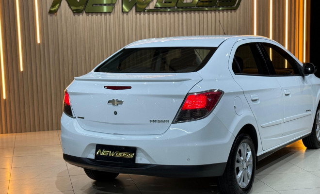 GM - Chevrolet PRISMA Sed. ADVANT. 1.0 8V FlexPower 4p 2015 Flex-4