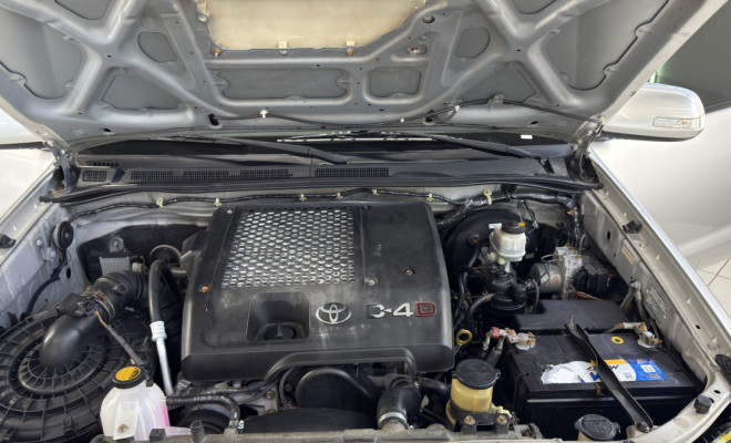 Toyota Hilux SW4 SRV D4-D 4x4 3.0 TDI Dies. Aut 2012 Diesel-10