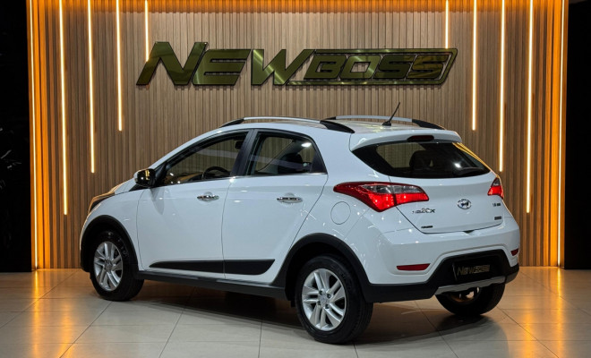 Hyundai HB20X Premium 1.6 Flex 16V Aut. 2015 Flex-2