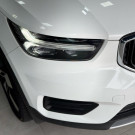 Volvo XC 40 T-5 MOMENTUM 2.0 252cv AWD 2018 Gasolina-3