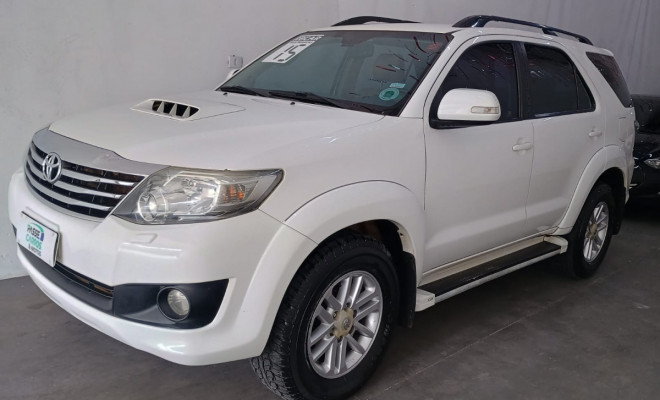 Toyota Hilux SW4 SRV D4-D 4x4 3.0 TDI Dies. Aut 2015 Diesel-2