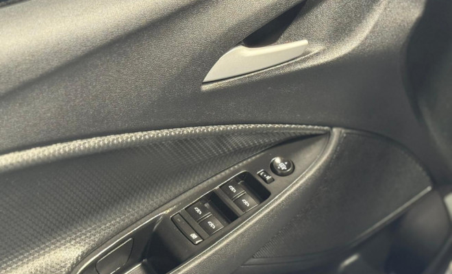 GM - Chevrolet ONIX SEDAN Plus LTZ 1.0 12V TB Flex Aut. 2023 Flex-10