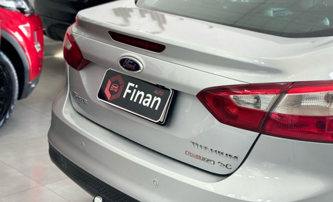 Ford Focus Sed. TI./TI.Plus 2.0 16V Flex  Aut 2015 Flex-4