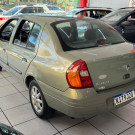 Renault Clio Sed.RT/Privil.1.0/1.0 Hi-Pow.16V 4p 2003 Gasolina-4
