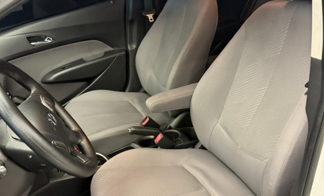 Hyundai HB20S Sedan 1.6 Flex 16V Aut. 4p 2014 Flex-8
