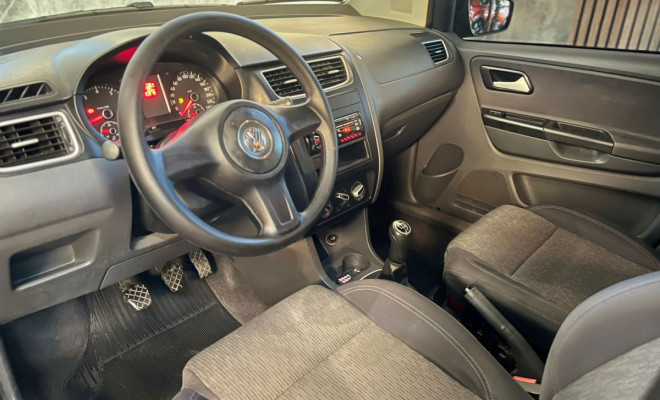 VW - VolksWagen Fox 1.6 Mi Total Flex 8V 5p 2013 Flex-3