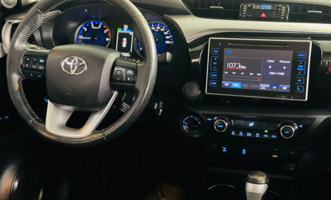 Toyota Hilux CD SRV 4x4 2.8 TDI Diesel Aut. 2017 Diesel-10