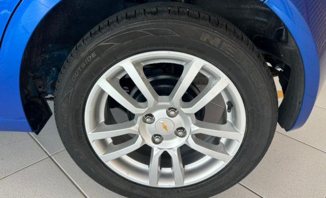 GM - Chevrolet SONIC HB LTZ 1.6 16V FlexPower 5p Aut. 2012 Flex-11