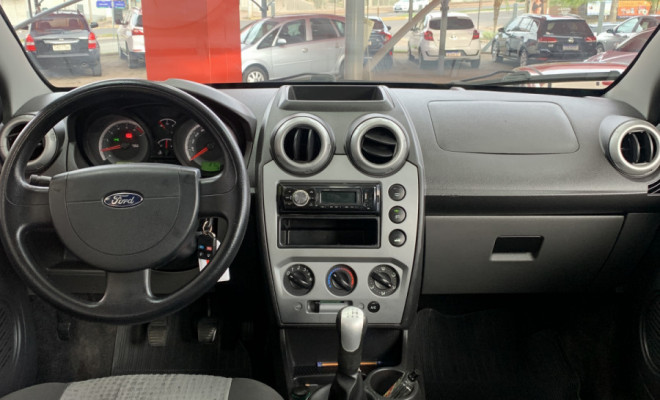 Ford Fiesta Sed. 1.6 8V Flex 4p 2011 Flex-6