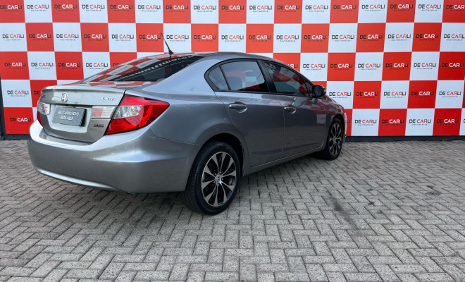 Honda Civic Sedan LXR 2.0 Flexone 16V Aut. 4p 2016 Flex-4