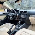 VW - VolksWagen JETTA Highline 2.0 TSI 16V 4p Tiptronic 2013 Flex-7
