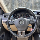 VW - VolksWagen JETTA Highline 2.0 TSI 16V 4p Tiptronic 2013 Flex-4