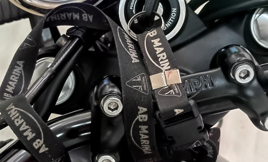 TRIUMPH BONNEVILLE T120 BLACK 2024 Gasolina-0