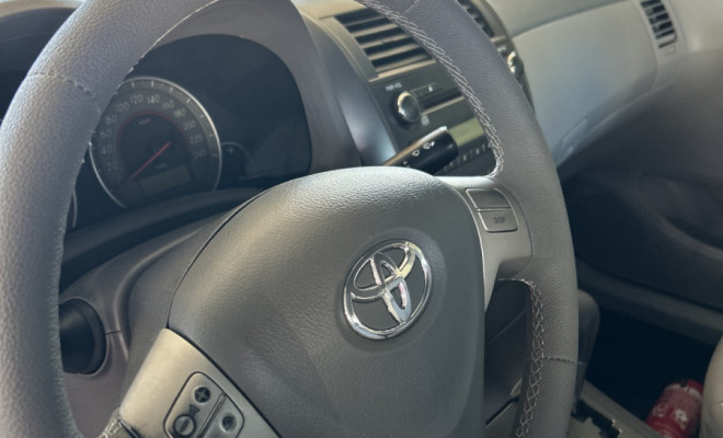 Toyota Corolla XEi 1.8/1.8 Flex 16V Aut. 2010 Gasolina-10