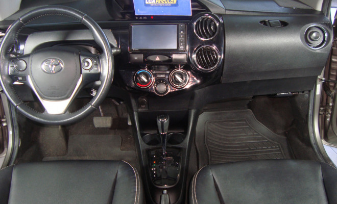 Toyota ETIOS XLS Sedan 1.5 Flex 16V 4p Aut. 2017 Flex-9