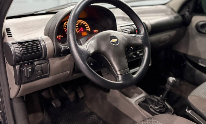 GM - Chevrolet Classic Life/LS 1.0 VHC FlexP. 4p 2013 Flex-9