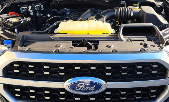 Ford F-150 Platinum 4x4 5.0 V8 2023 Gasolina-8