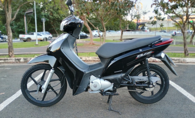 HONDA BIZ 125 ES/ 125 ES FLEX 2011 Gasolina-0