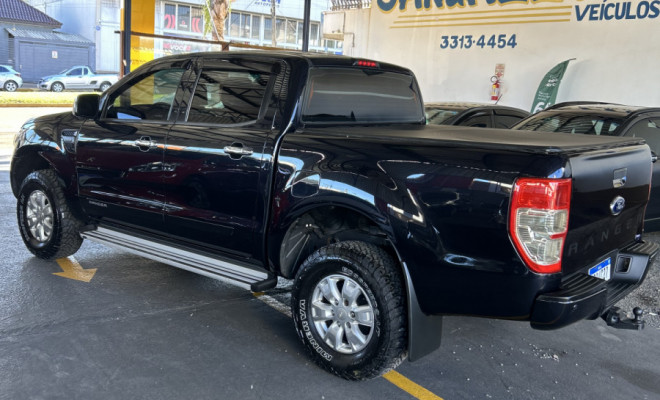 Ford Ranger XLS 2.5 16V 4x2 CD Flex 2013 Flex-2