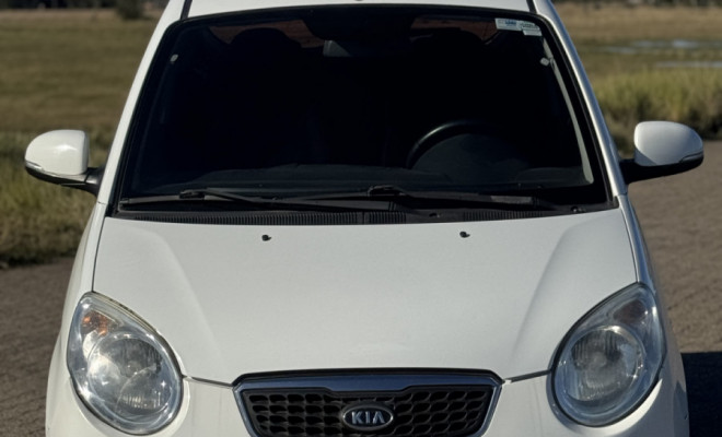 Kia Picanto 2011 1.0 Completo REPASSE (abaixo da fipe)-0