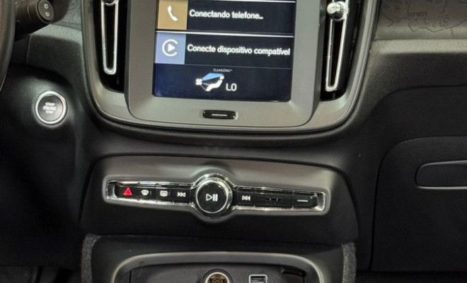 Volvo XC 40 T-4 2.0 190cv FWD 2019 Flex-8