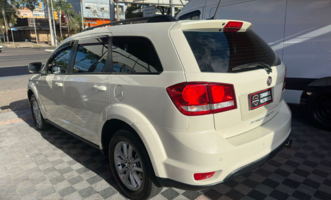 Fiat FREEMONT EMOT./PRECISION 2.4 16V 5p Aut. 2014 Gasolina-1