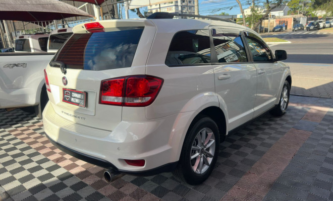 Fiat FREEMONT EMOT./PRECISION 2.4 16V 5p Aut. 2014 Gasolina-2