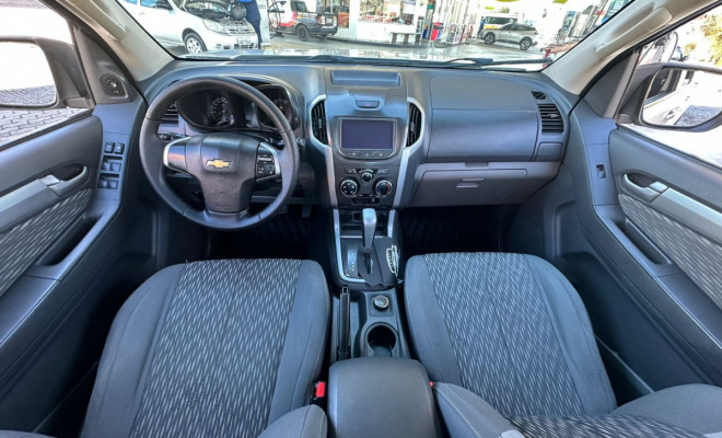GM - Chevrolet S10 Pick-Up LT 2.8 TDI 4x4 CD Diesel Aut 2016 Diesel-4