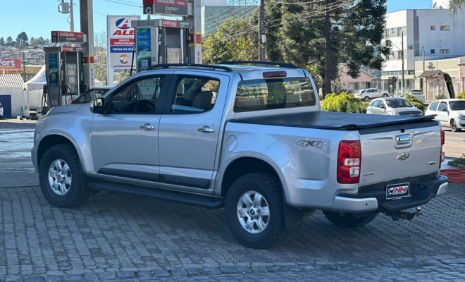 GM - Chevrolet S10 Pick-Up LT 2.8 TDI 4x4 CD Diesel Aut 2016 Diesel-0