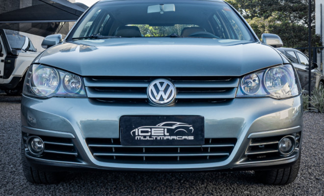 VW - VolksWagen Golf Sportline 1.6 Mi Total Flex 8V 4p 2009 Flex-6