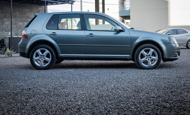 VW - VolksWagen Golf Sportline 1.6 Mi Total Flex 8V 4p 2009 Flex-5