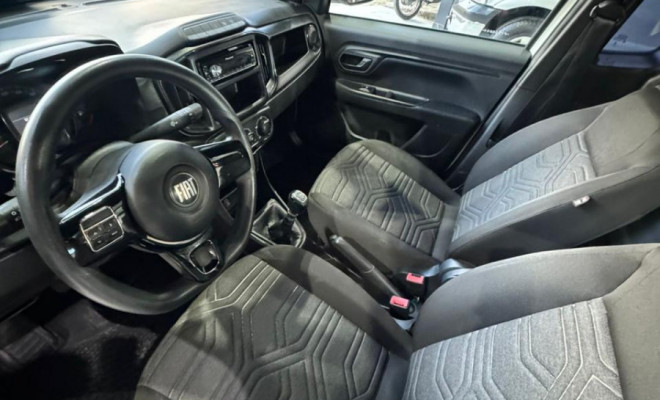 Fiat Strada Freedom 1.3 Flex 8V  CS Plus 2023 Flex-4