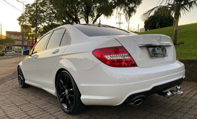 Mercedes-Benz C-180 CGI Sport 1.6 TB 16V 156cv Aut. 2013 Flex-2