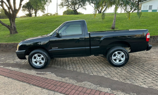 GM - Chevrolet S10 P-Up Advantage 2.4 MPFI F.Power CS 2011 Gasolina-2