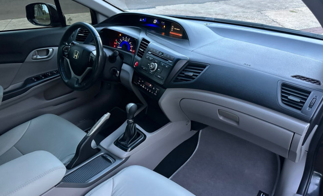 Honda Civic Sedan LXS 1.8/1.8 Flex 16V Mec. 4p 2016 Flex-7