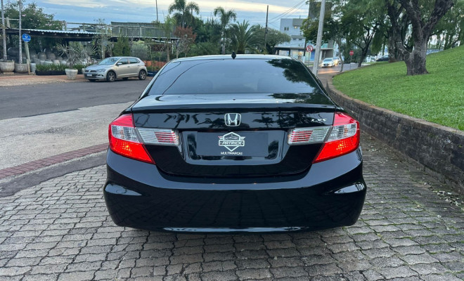 Honda Civic Sedan LXS 1.8/1.8 Flex 16V Mec. 4p 2016 Flex-4