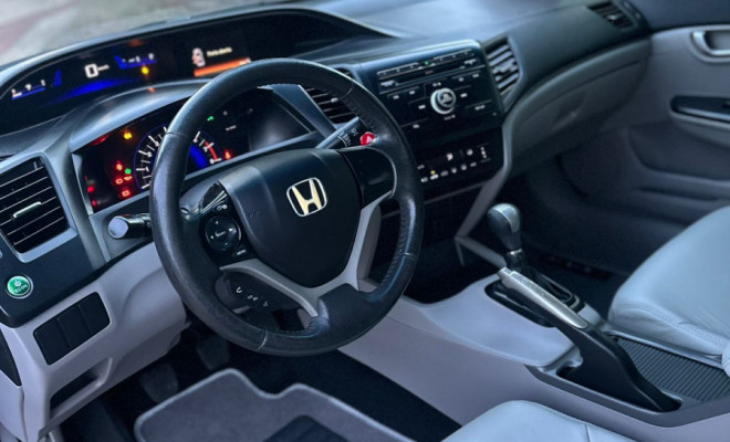 Honda Civic Sedan LXS 1.8/1.8 Flex 16V Mec. 4p 2016 Flex-8