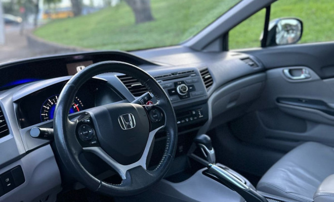Honda Civic Sed. LXL/ LXL SE 1.8 Flex 16V Aut. 2013 Flex-6
