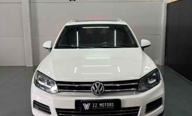 VW - VolksWagen TOUAREG 4.2 32V V8  Tiptronic 5p 2012 Gasolina-0