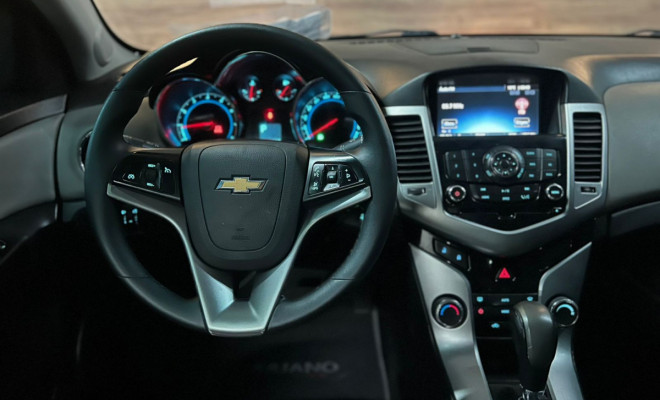 GM - Chevrolet CRUZE LTZ 1.8 16V FlexPower 4p Aut. 2012 Flex-7