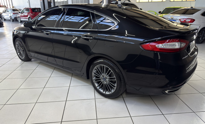Ford Fusion Titanium 2.0 GTDI Eco. Fwd Aut. 2014 Gasolina-2