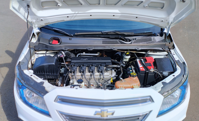 Onix Hatch LT 1.0 Flex 2016-14