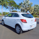 Onix Hatch LT 1.0 Flex 2016-5