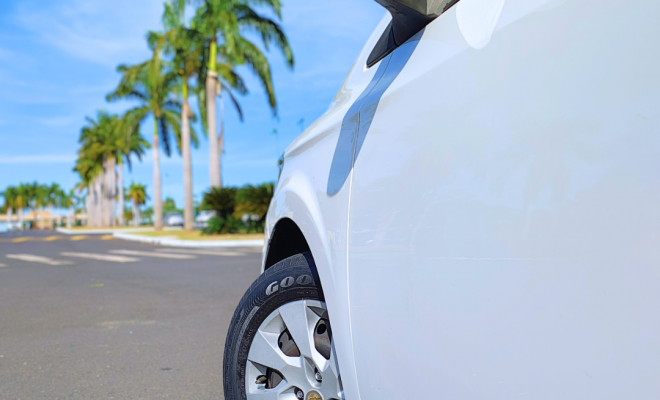 Onix Hatch LT 1.0 Flex 2016-16