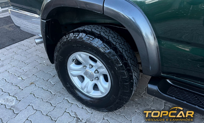 Toyota Hilux SW4 4x4 3.0 8V TB Diesel 2002 Diesel-8