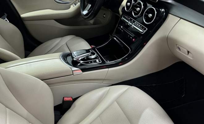 Mercedes-Benz C-200 Avantgarde 2.0 TB 16V 184cv Aut. 2015 Gasolina-4
