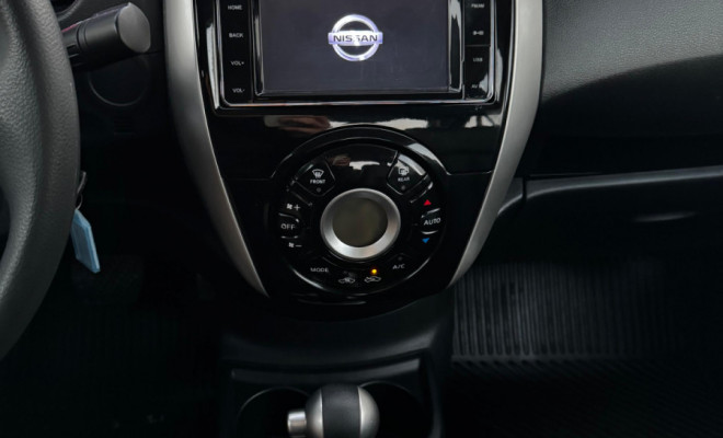 Versa SL 1.6 Aut. 2018 – Conforto, espaço e câmbio automático por um excelente custo-benefício!-6